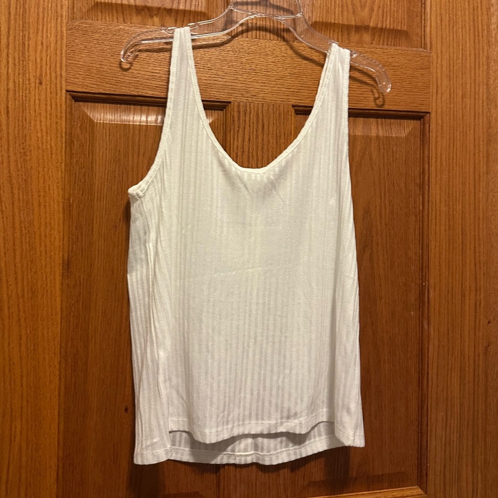H&M Top - Picture 5 of 5